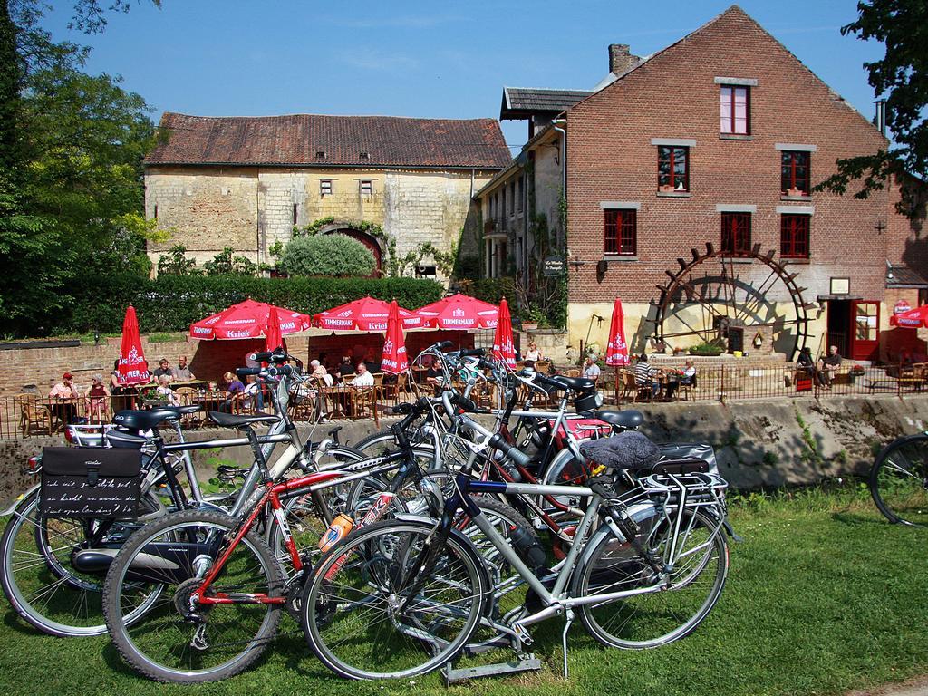 B&B Montenakerhof Riemst Exterior photo